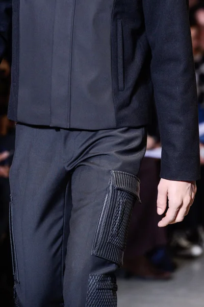 Look 12